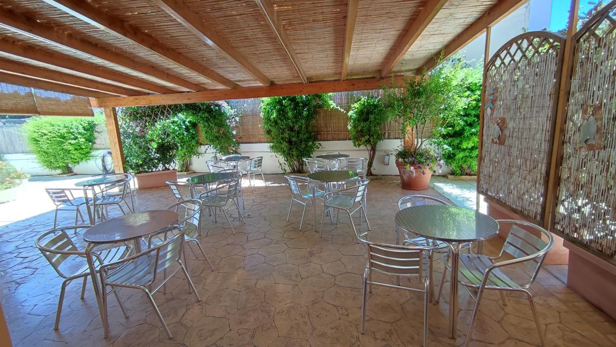 Hotel Le Sabbie Calasetta Εξωτερικό φωτογραφία